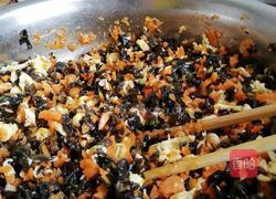 木耳胡萝卜馅包子的做法图解5