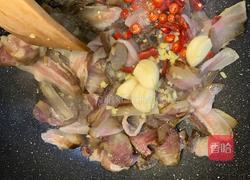 家常腊肉炒莴笋的做法图解5