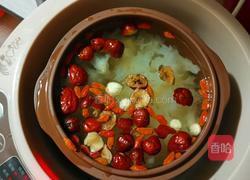 雪梨银耳金橘子糖水的做法图解9