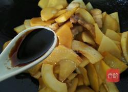 五花肉烧笋的做法图解5