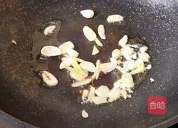 西葫芦炒腊肠的做法图解5