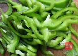 青椒鸡肝的做法图解2