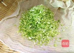 芹菜鲜肉饺的做法图解6