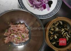 飘香卤肉饭饭的做法图解1