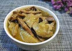 干竹笋炖土鸡