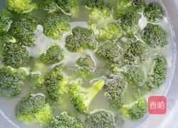 黄椒炒西兰花的做法图解4