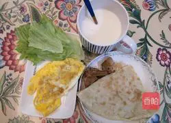 Illustration of how to make flatbread with eggs 3