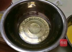 戚风蛋糕的做法图解2