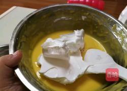 戚风蛋糕的做法图解6