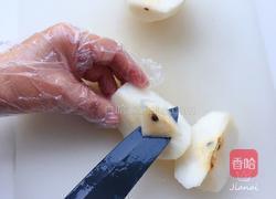 水果创意菜 小草莓爱上梨的做法图解2