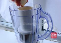 水果创意菜 小草莓爱上梨的做法图解5