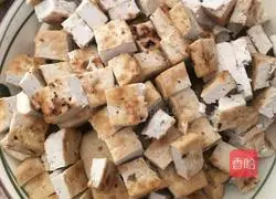 Illustration of how to make mini pan-fried buns 5