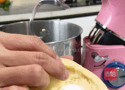 花环面包的做法图解2