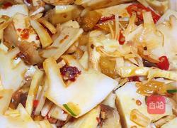 双椒炒春笋的做法图解5