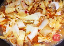 双椒炒春笋的做法图解7