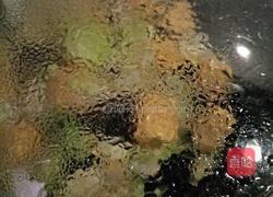 木耳豆腐包炒卷心菜的做法图解9