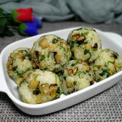 雪菜香菇团子的做法[图]
