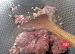 雪里红黄豆炒肉末#春季时令菜菜谱#的做法图解6