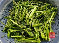 蒜香芦笋花的做法图解3