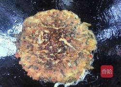红椒香椿鸡蛋饼的做法图解9