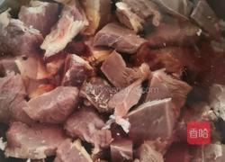 砂锅春笋炖牛肉的做法图解1