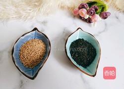 香煎芝麻饭团的做法图解3