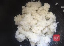蛋炒饭的做法图解1