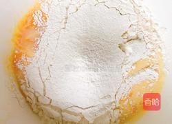 酸奶菠萝肉松蛋糕卷(无沙拉酱低卡)的做法图解3