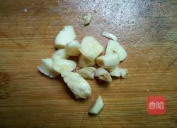 芹菜豆芽炒肉的做法图解2