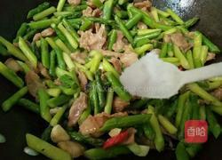 芦笋炒肉片的做法图解8