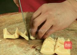 黄焖鸡块的做法图解2