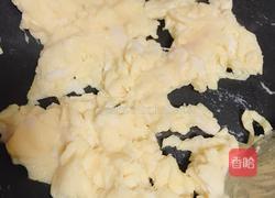 家常韭菜鸡蛋馄饨的做法图解4