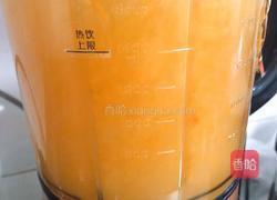  草莓玫瑰花蜜银耳羹的做法图解6