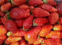 酸酸甜甜草莓酱的做法图解1