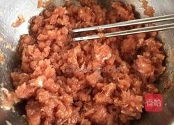 菠菜面猪肉大葱饺子的做法图解2