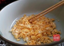 韭菜鸡蛋饺子的做法图解1