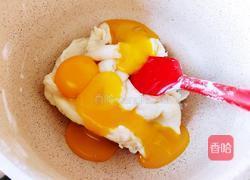 水果创意菜＋草莓抱抱卷的做法图解5