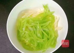 莴笋苹果软饼 (宝宝辅食)的做法图解4