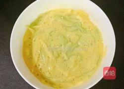 莴笋苹果软饼 (宝宝辅食)的做法图解7