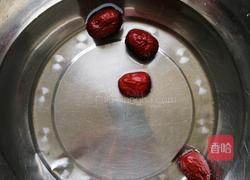 红枣芒果桃胶羹的做法图解3