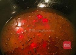 家菜泡椒鲫鱼的做法图解15