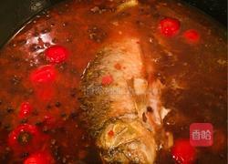 家菜泡椒鲫鱼的做法图解20