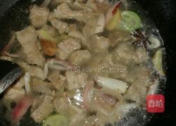 西红柿土豆炖牛腩的做法图解3