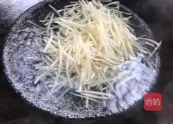 Illustration of how to make fruit mixed with shredded potatoes 5