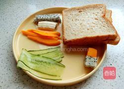 吐司水果手卷的做法图解1