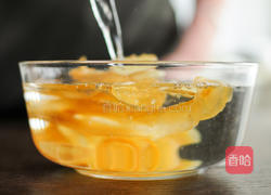 鱼胶新吃法！美味的凉拌鱼胶丝~的做法图解1