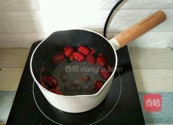 龙眼干红枣枸杞汤的做法图解7