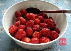 自制草莓果酱的做法图解2