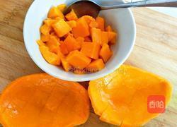 芒果牛奶雪糕的做法图解3