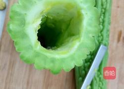 苦瓜酿香蕉的做法图解2